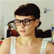 Profesora de francés diplomada en la Sorbona (Paris IV)